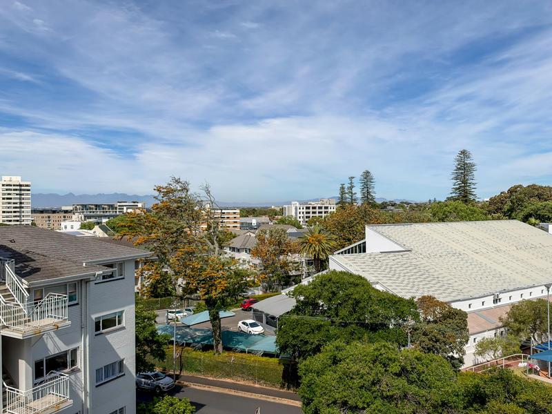 2 Bedroom Property for Sale in Claremont Upper Western Cape